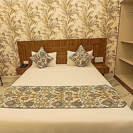 Hotel Cloud Inn, Nainital Ramgarh  Экстерьер фото